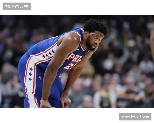 如何解读恩比德在重要会议上迟到的行为及其可能引发的影响